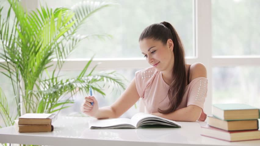 نحوه نتیجه‌گیری مقاله | نکات کلیدی در نوشتن نتیجه گیری یک مقاله
