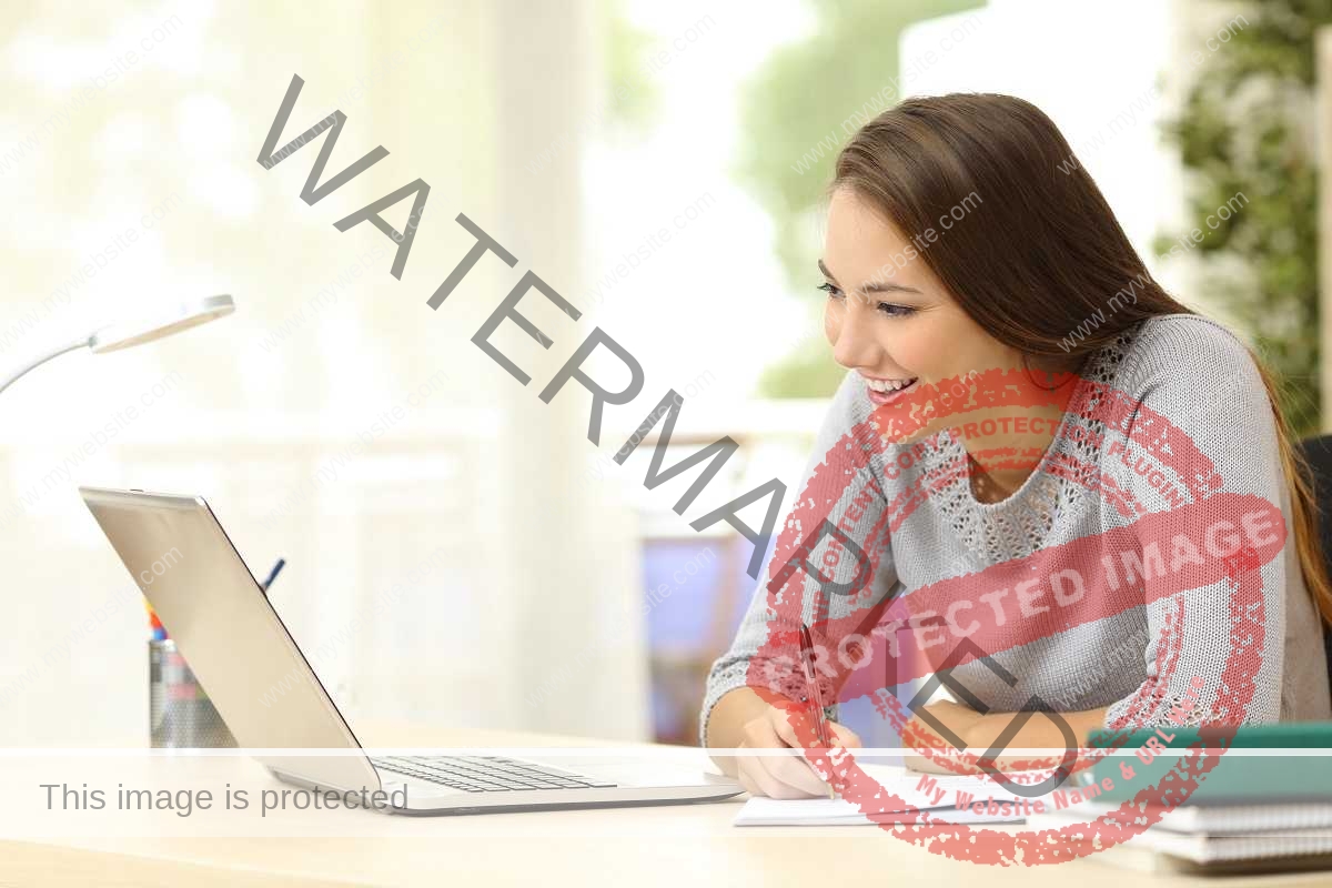 Student studying with laptop and notes فریبکاری پژوهشی چیست ؟ | سرقت علمی – ادبی